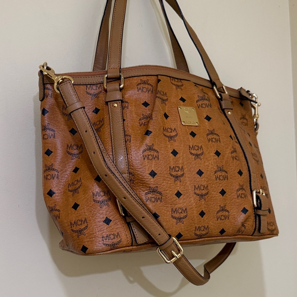 Authentic MCM Cognac MCM Crossbody Women’s designer handbag - Picture 4 of 13